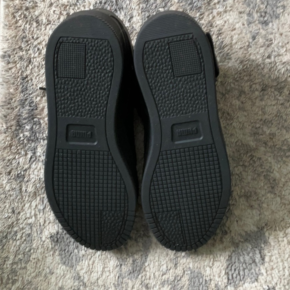 Puma Women's Black High-Top Sneakers - Picture 9 of 11